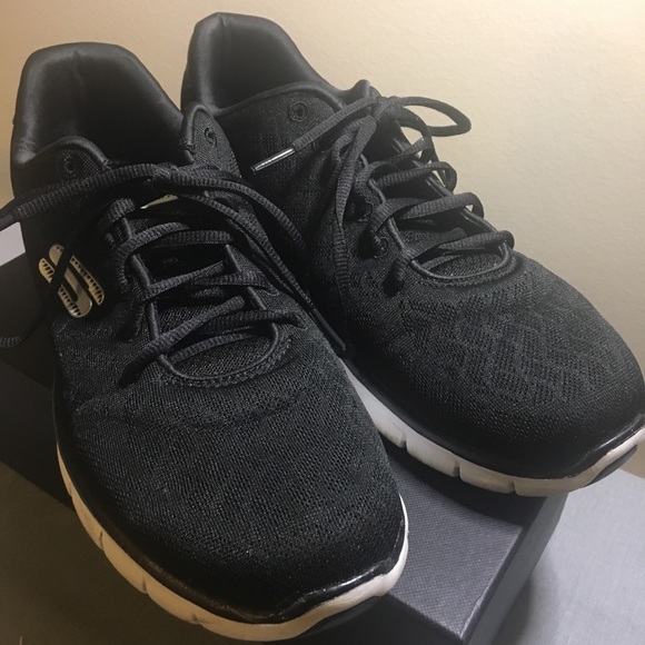 sketchers sketch knit